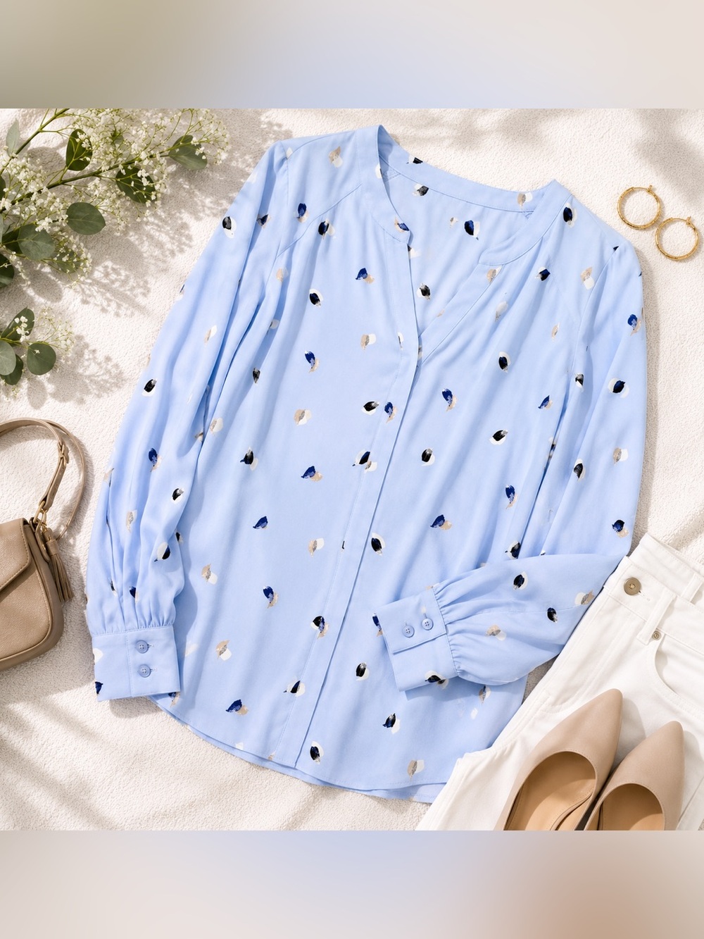 WHBM White House Black Market Lilac Printed Blouse XS Long Sleeve Split Neck Top
